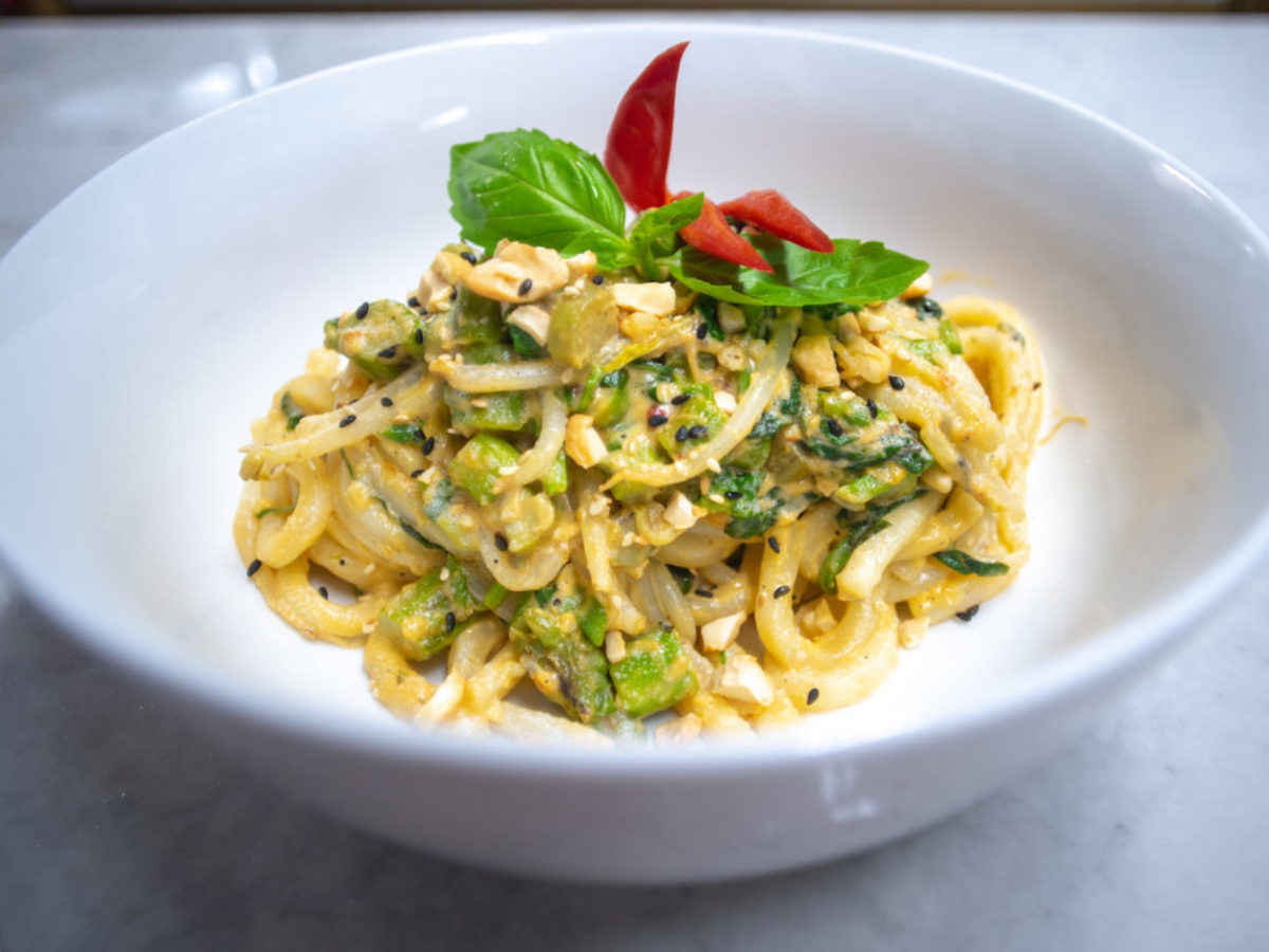 Asian noodle dish at aspen restaurant photos 985
