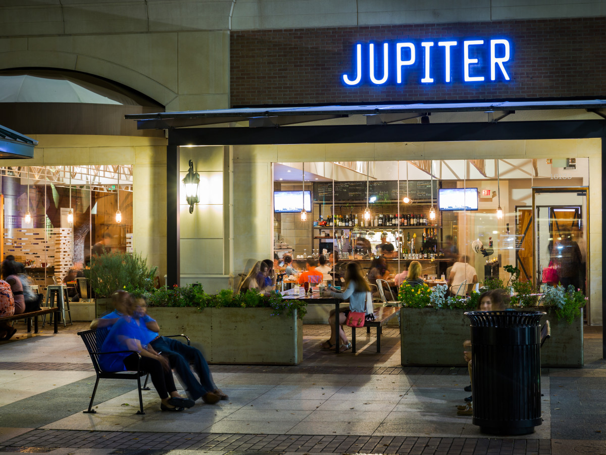 Jupiter Pizza exterior