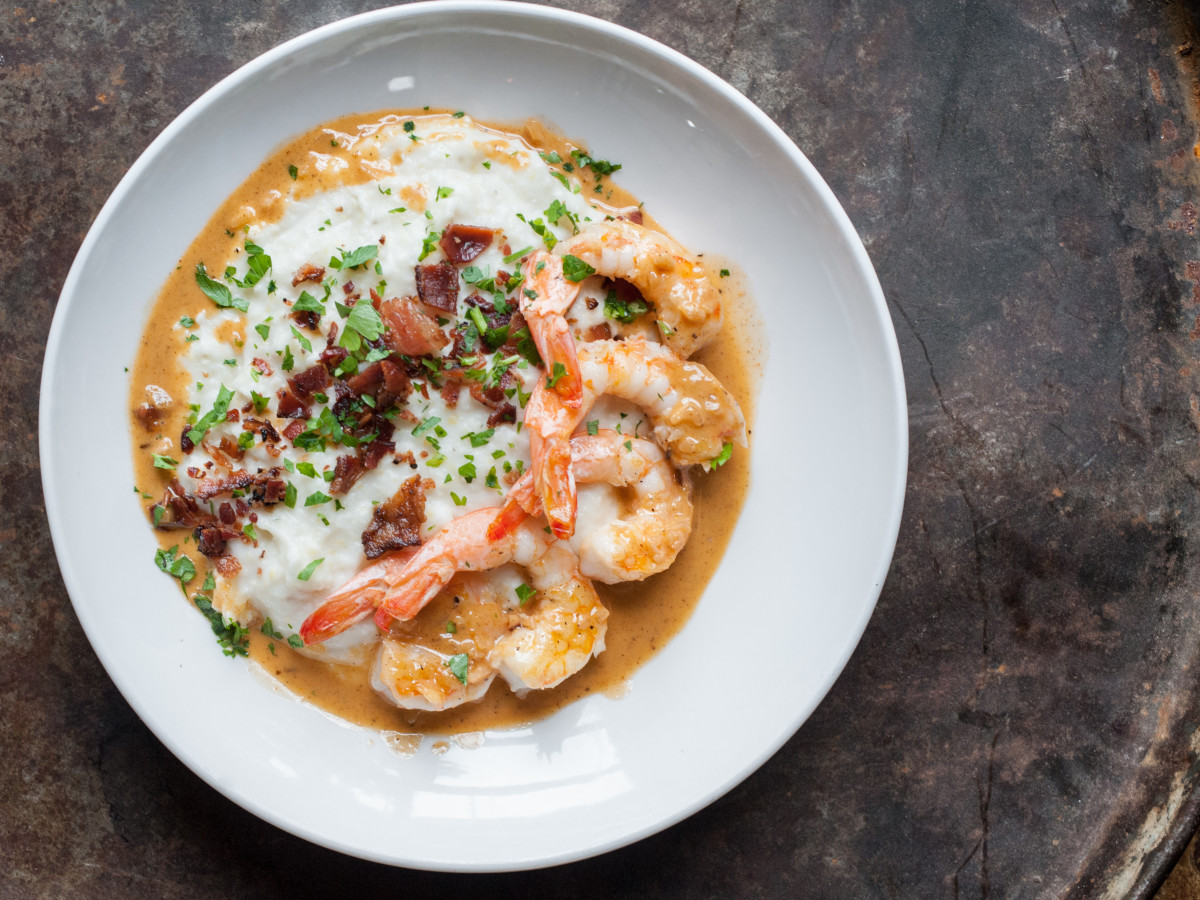 Dish Society shrimp and grits