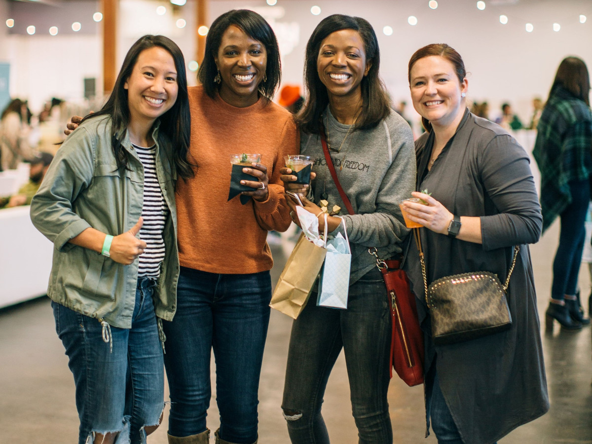 Viv Jordan, Camille Holland, Candace Goodman, Tarah Guenther