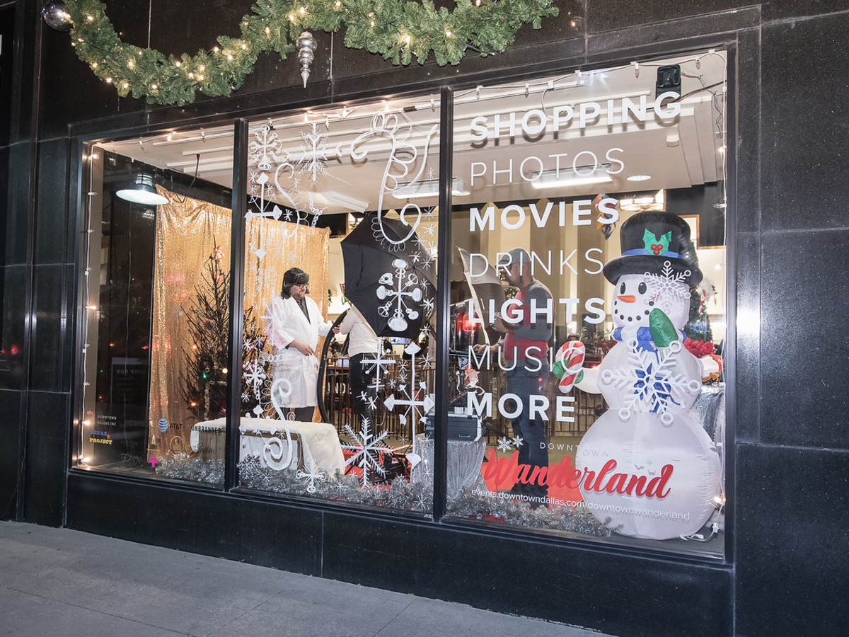 Unbranded pop-up shop