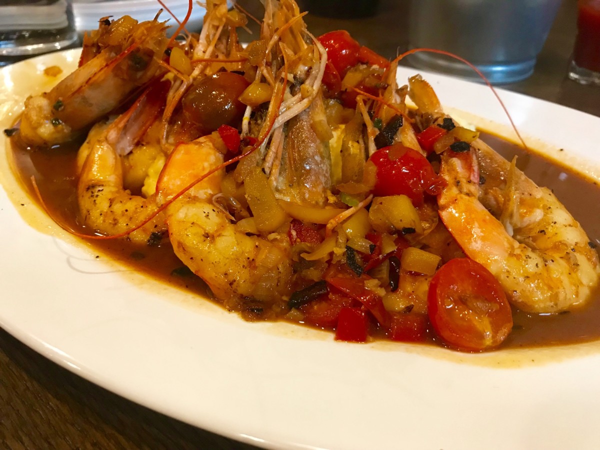 New Heights Area Restaurant Delivers Eclectic Cuisine Intimate
