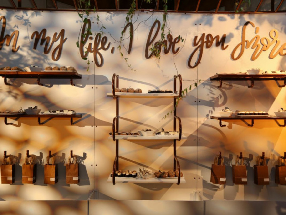 2019 wedding trends food wall