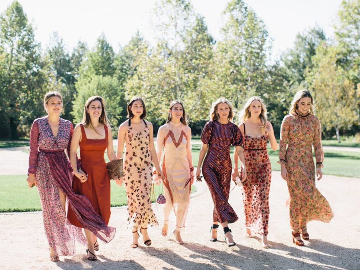 2019 wedding trends dresses