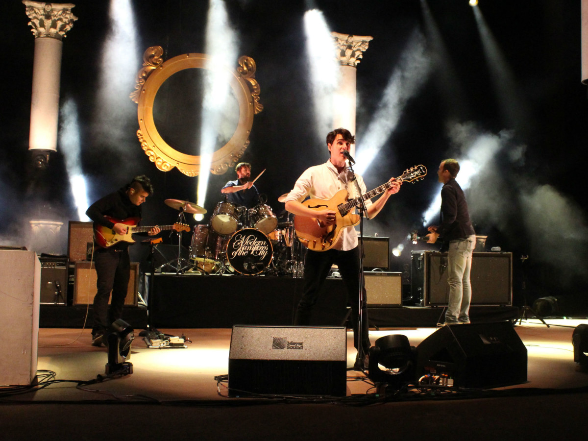 Vampire Weekend