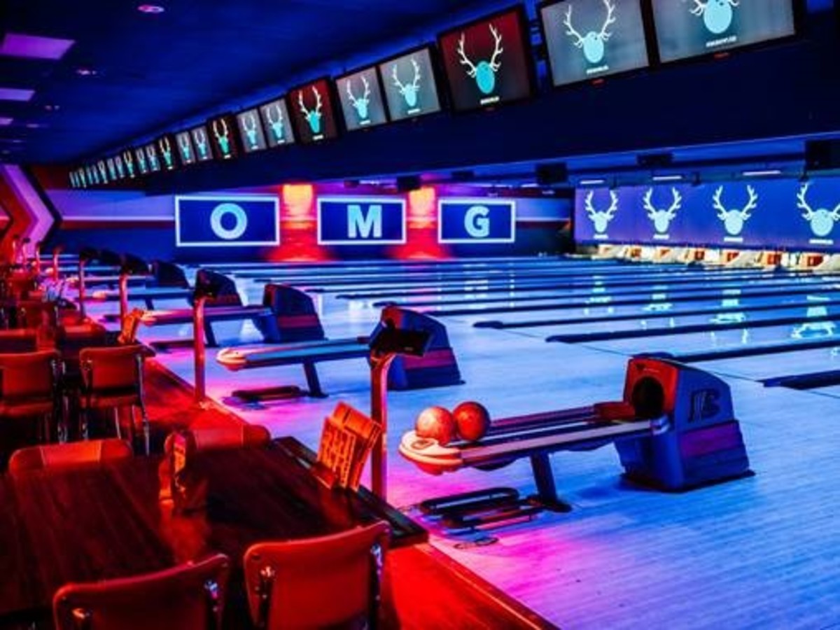 Fort Worth suburb strikes it big with cool new bowling spot