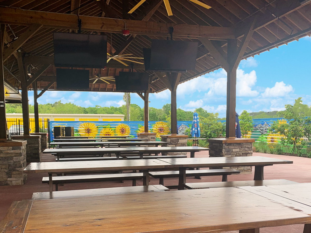 King's Bierhaus League City