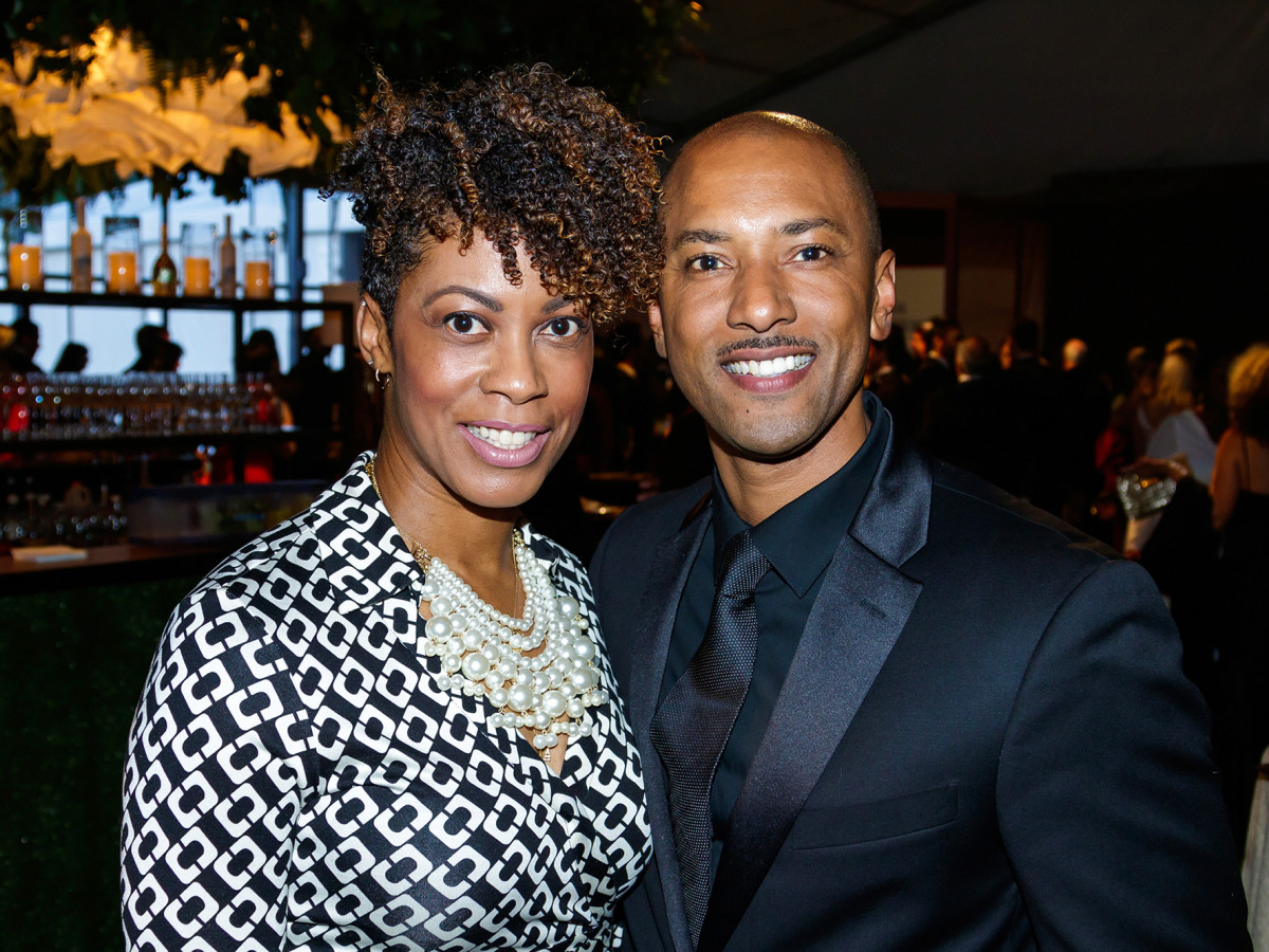Eboni Kelley Williams, Hardmon Williams