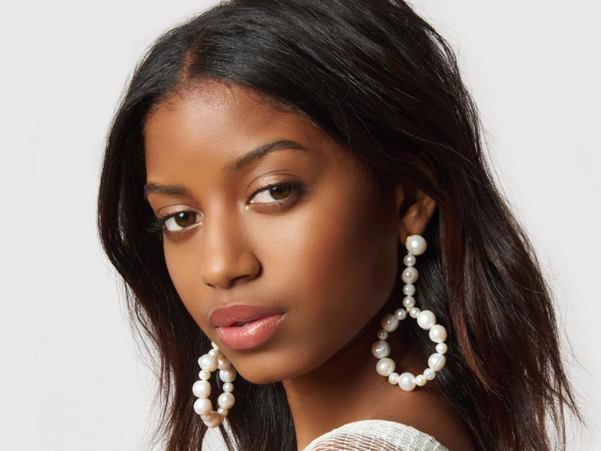 LeLe Sadoughi pearl earrings