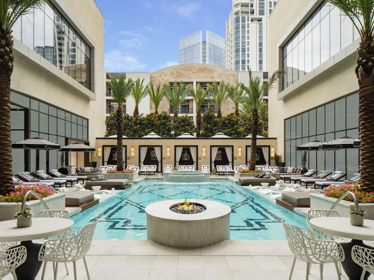 The Post Oak Hotel pool