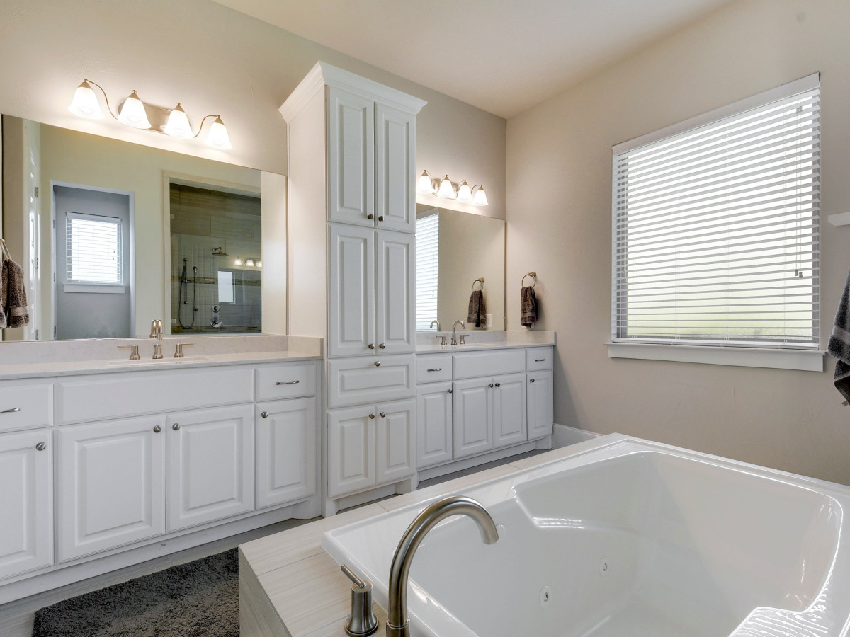 901 Crestone Stream Drive Austin home for sale