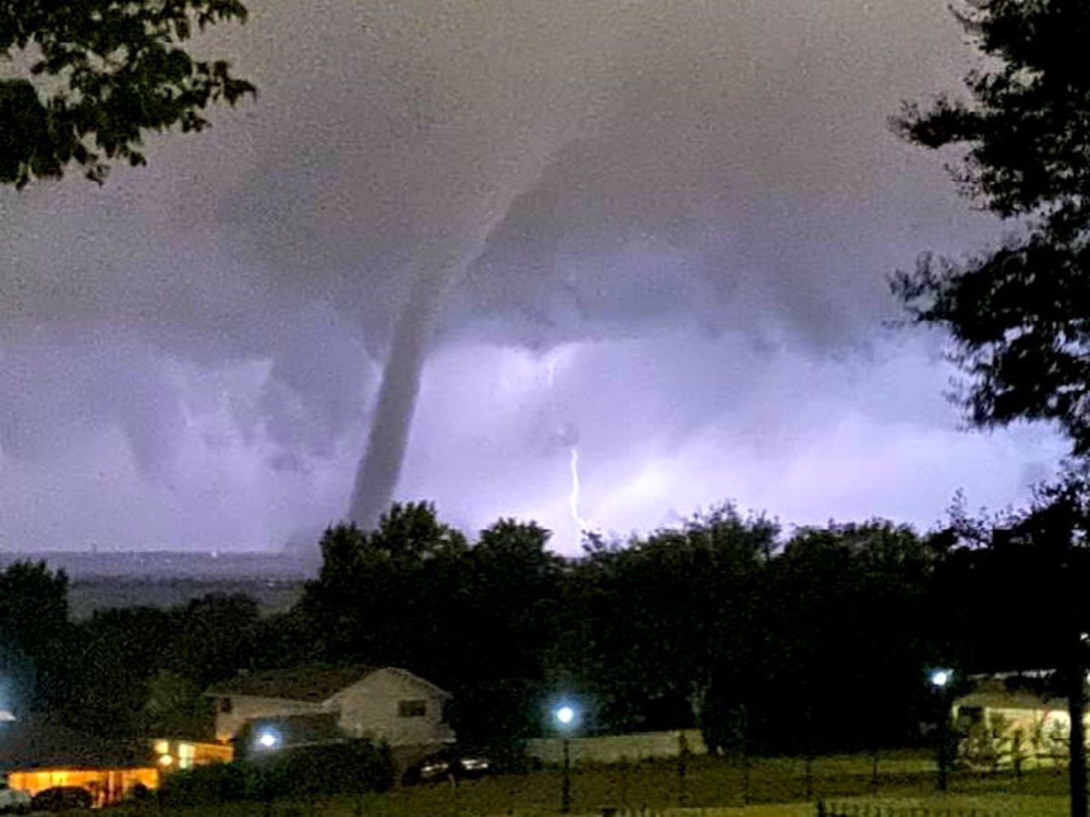 Tornado crosses North Dallas, destroying many homes and businesses