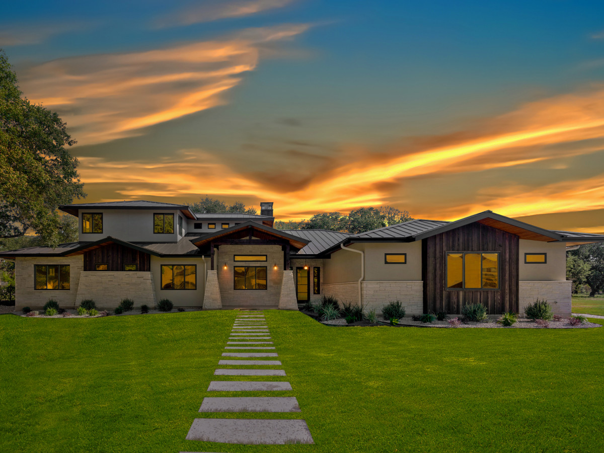 387 Waters Edge Cove