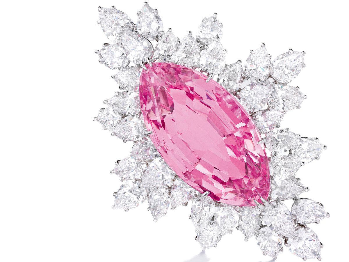 Nenetta Carter's Morganite and Diamond Brooch, Harry Winston