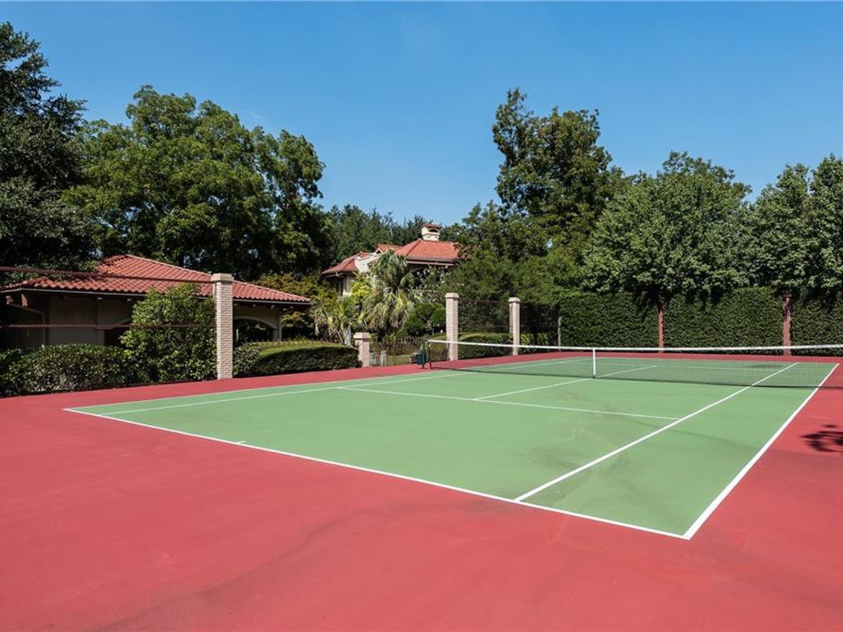 4712 Lakeside Dr., Highland Park