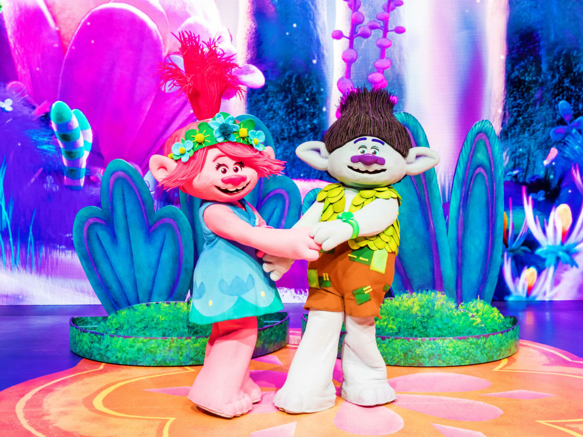 Trolls Live