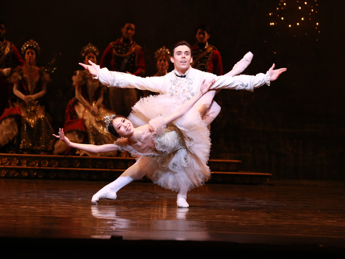 Houston Ballet principals Connor Walsh as Price Florimund and Yuriko Kajiya as Princess Aurora in Ben Stevenson’s The Sleeping Beauty