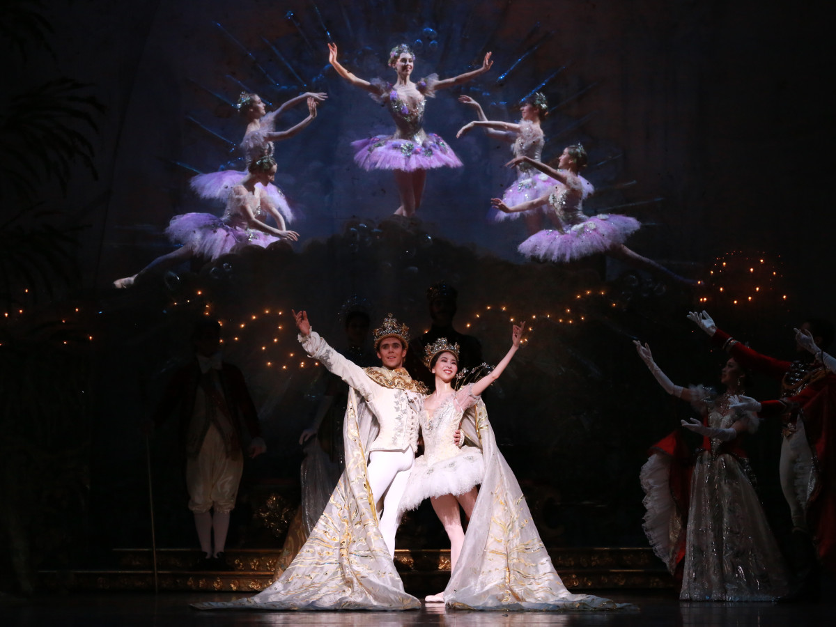 Houston Ballet principals Connor Walsh as Price Florimund and Yuriko Kajiya as Princess Aurora in Ben Stevenson’s The Sleeping Beauty