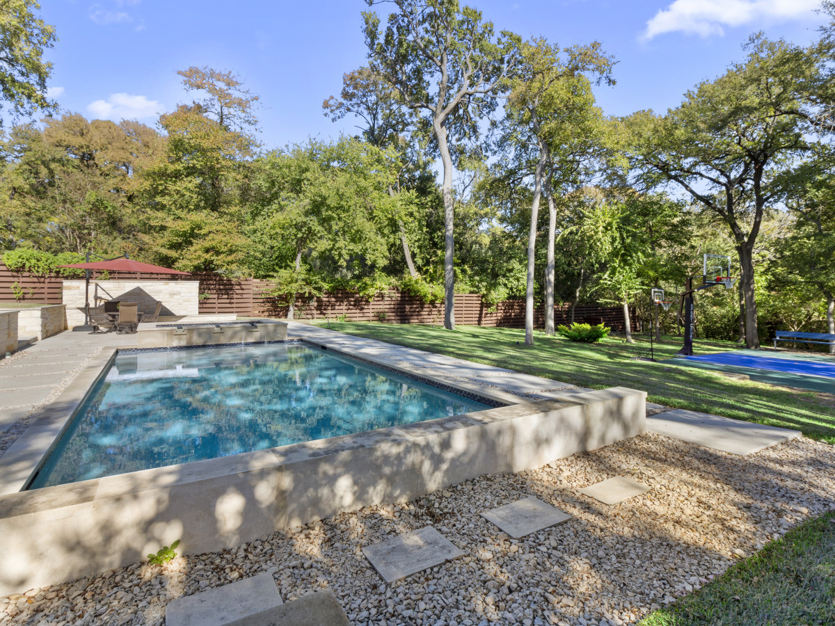 9562 Ash Creek Drive