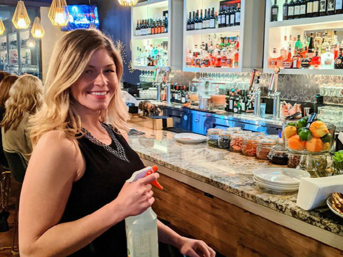 Brizo Bar