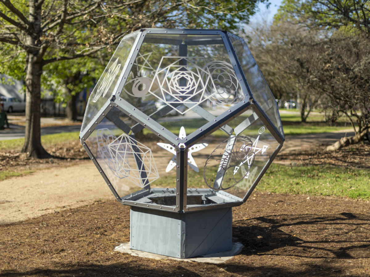 True North Heights sculptures Dodecahedron - Vincent Fink
