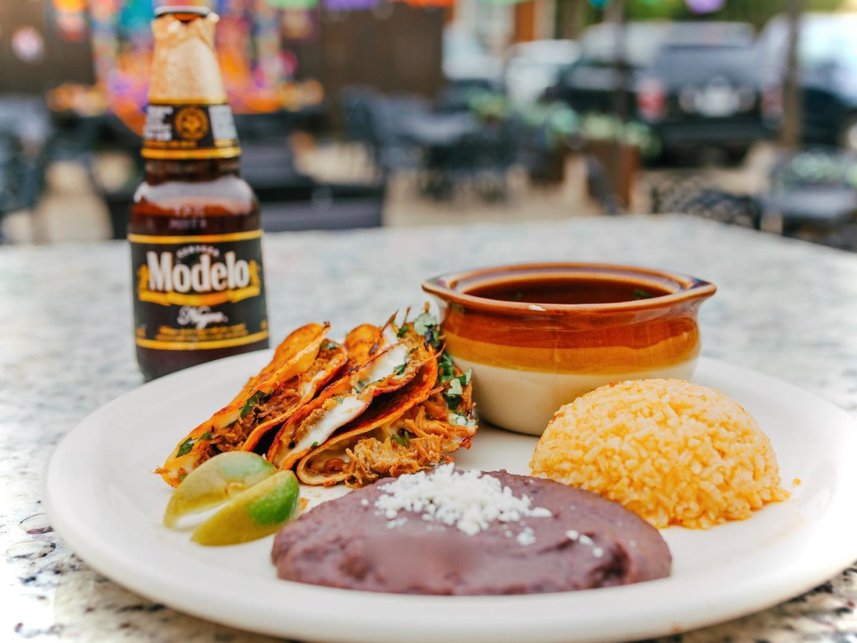 Crunchy Cheesy Birria Tacos Are The Hot Trend In Dallas Fort Worth Culturemap Fort Worth