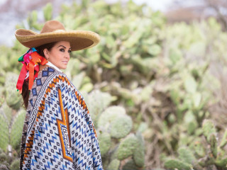 Long Center for the Performing Arts presents Mexico y su Mujer