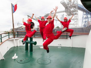 Karen Stokes Dance presents DEEP: Seaspace