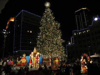 Sundance Square Christmas Tree Lighting Event Culturemap