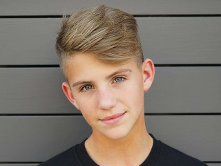 Mattyb In Concert With The Haschak Sisters Event