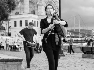 14 Pews presents Music of Strangers