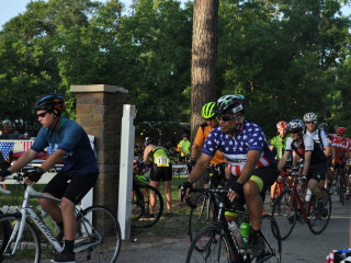 The Woodlands Cycling Club and the Lake Conroe Rotary Club present 14th Annual “Burn Your Buns” Bike Ride
