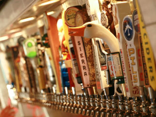 Tapped DraftHouse & Kitchen