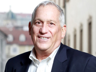 Walter Isaacson