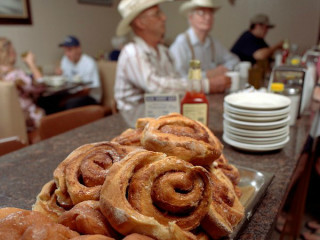 Blue Bonnet Cafe Rolls