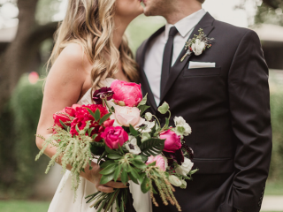Free Love: A Day of Free Pop-Up Weddings