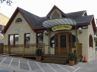 Map-Eat-Au Petit Paris-exterior-1