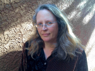 Caroline Fraser