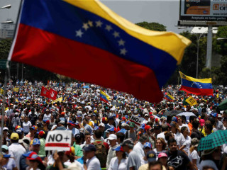 <i>The Venezuela Crisis & the Road Ahead: Ricardo Hausmann & Francisco Monaldi</i>