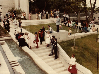 Modern Spaces of Fort Worth: a Plaza, a Park, a Garden