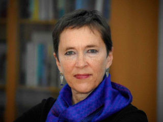 Caroline Jones