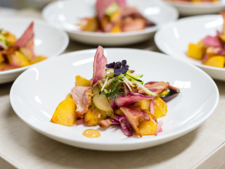 L'Affaire Du Monde <i>Cuisine for a Cause</i>