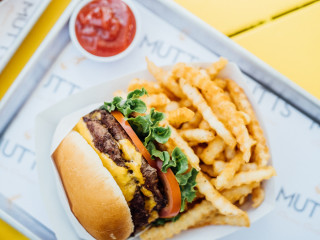 MUTTS Burger