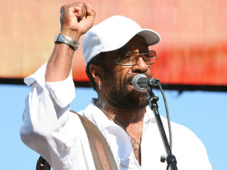 Howard Scott