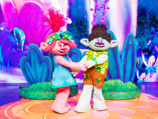 Trolls Live