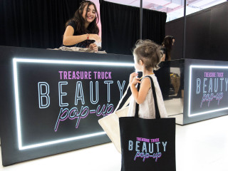 Amazon’s Treasure Truck Electric Beauty Pop-up Tour