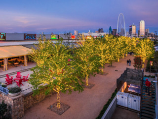 Trinity Groves presents Holiday Cocktail Crawl