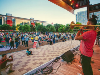 Unplugged at Discovery Green