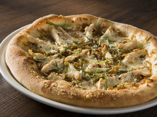 Texas gets a round of California pizza with new restaurant ...