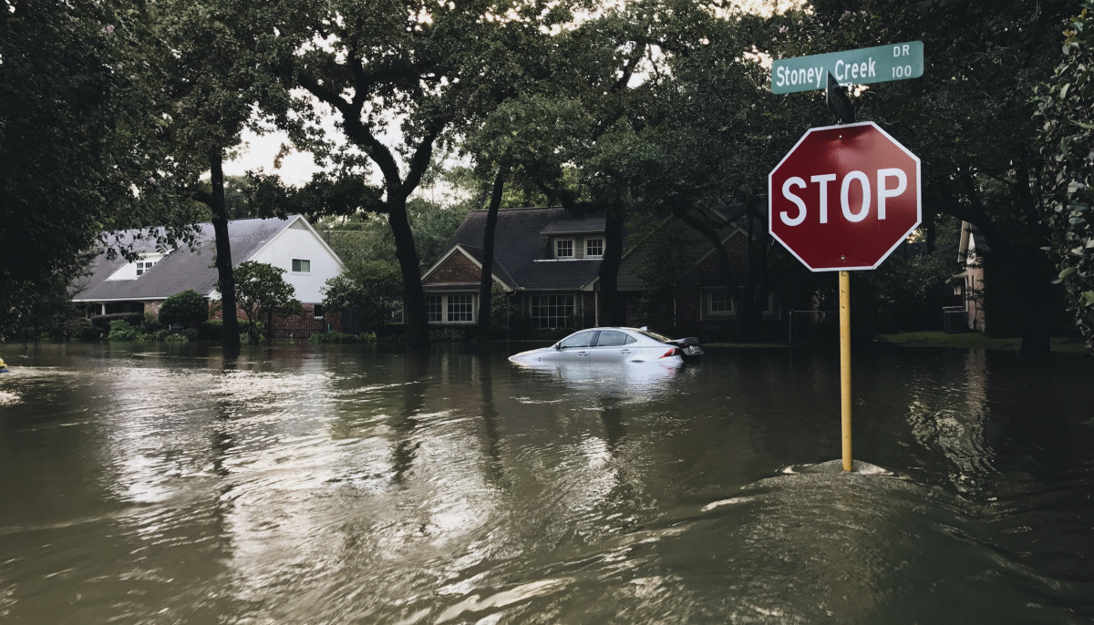 Essential Houston app tracks real-time flooding of Houston streets